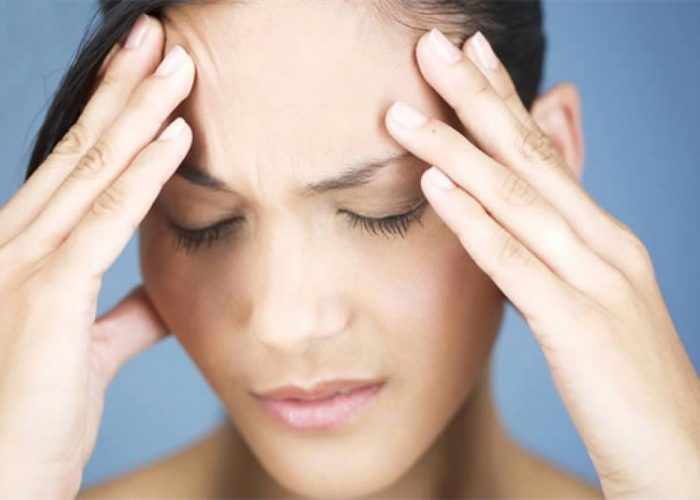 Резкие болевые импульсы в области головы