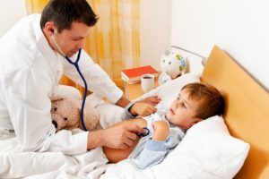 После перенесения пневмонии ребёнок наблюдается в стационаре 