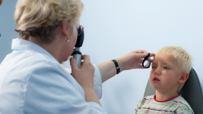 аллергия под глазами у ребенка