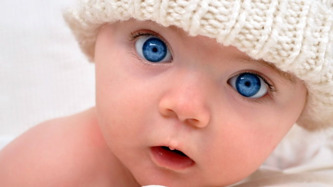 аллергическая крапивница на лице у младенца