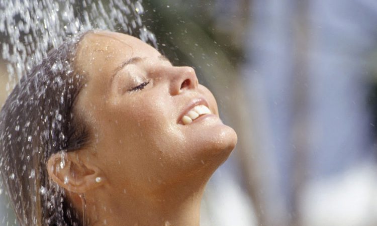 Что такое контрастный душ, как правильно его принимать